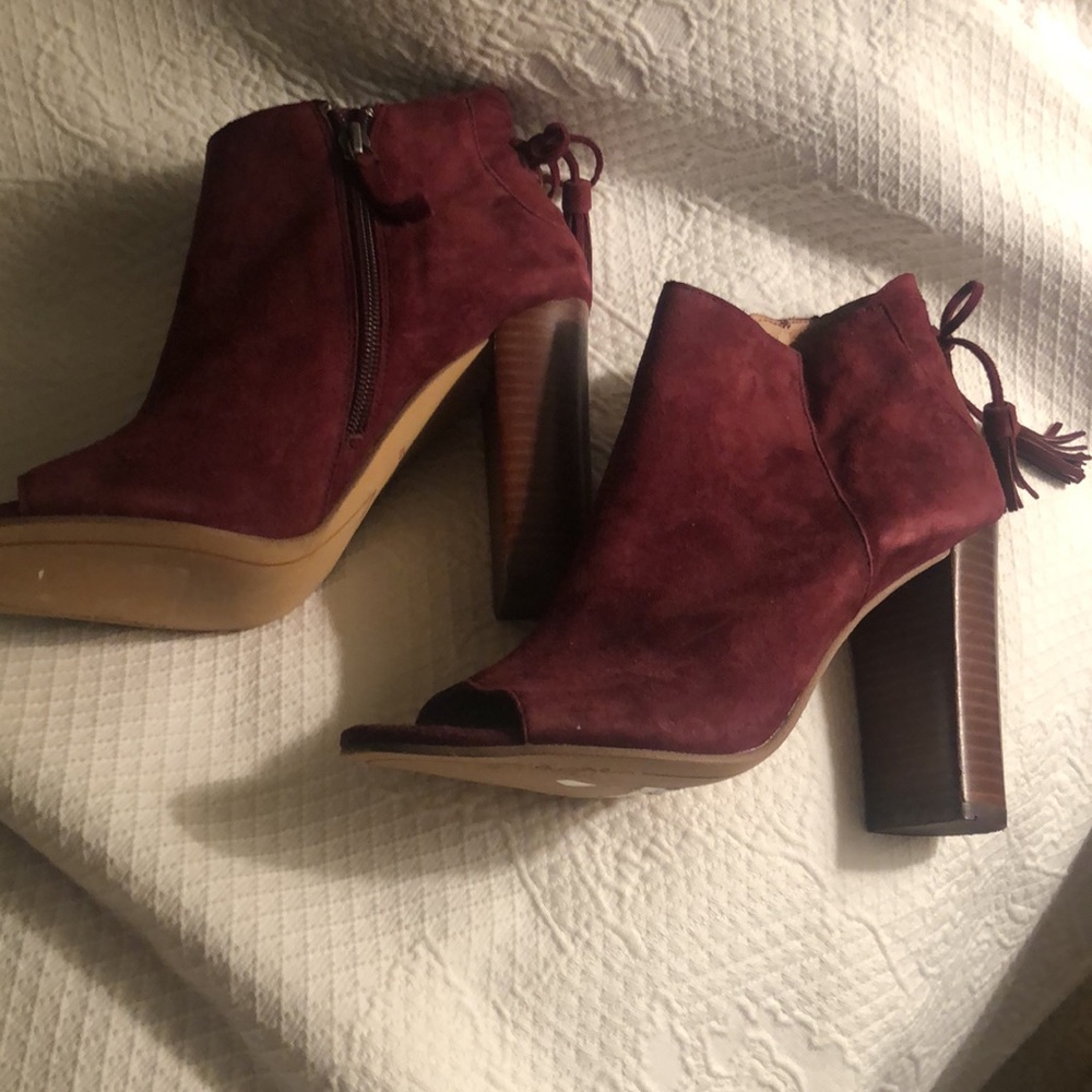 Burgundy Peep Toe bootie